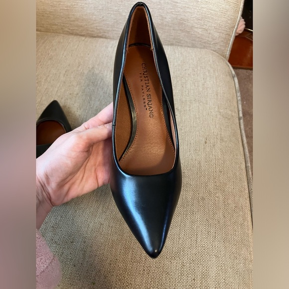 Christian Siriano black leather point toe heels - Picture 8 of 8